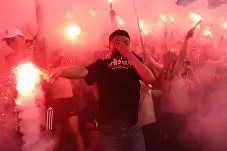 米乐-关于精彩对决激发球迷热情，现场气氛火爆的信息