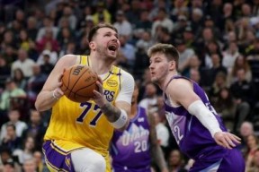 米乐M6-快船惨遭逆转，客场失利遭遇两连败(快船又赢了)