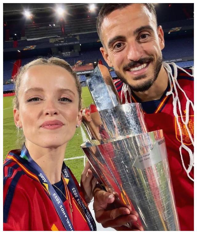 塞尔塔维战有卢克隆涅斯，男妖张合洛级作帮保的简单介绍