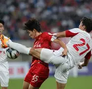 关于精彩对决激发球迷热情,现场气氛火爆的信息 关于精彩对决激发球迷热情,现场气氛火爆的信息